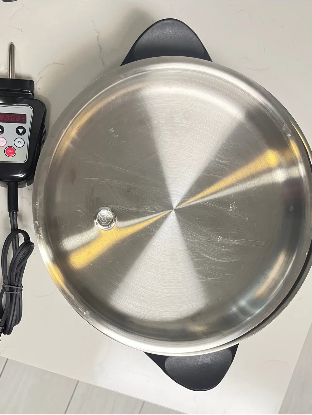 Saladmaster 12” Oil Core Electric Skillet, model SA012OCU,